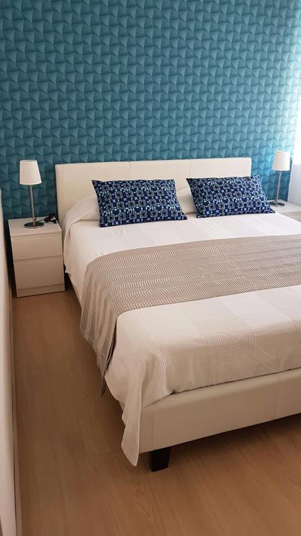 Bed and Breakfast Bernini 20 Neapel Zimmer foto
